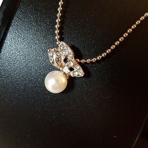 Rhinestone Butterfly Faux Pearl Silver Tone 24"